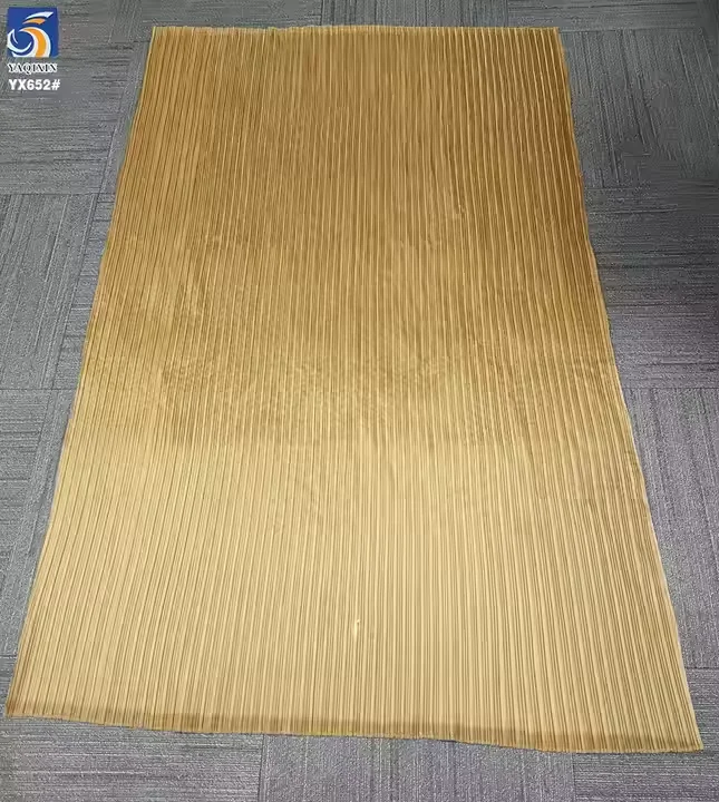 YX652-2 Luxury 150gsm Glittery Liquid Satin Pleated Fabric 100% Polyester Stretch for High-End Garment Skirt Home Decor - 图片 2