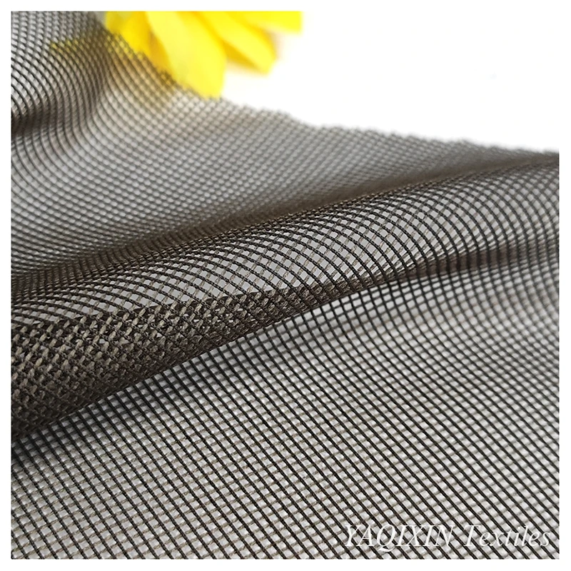 100D 90gsm 1.6 m Warp Knitted Rhombus Mesh Tulle Fabric 100 Polyester Material Mosquito Net Fabric Roll Supplier - 图片 4