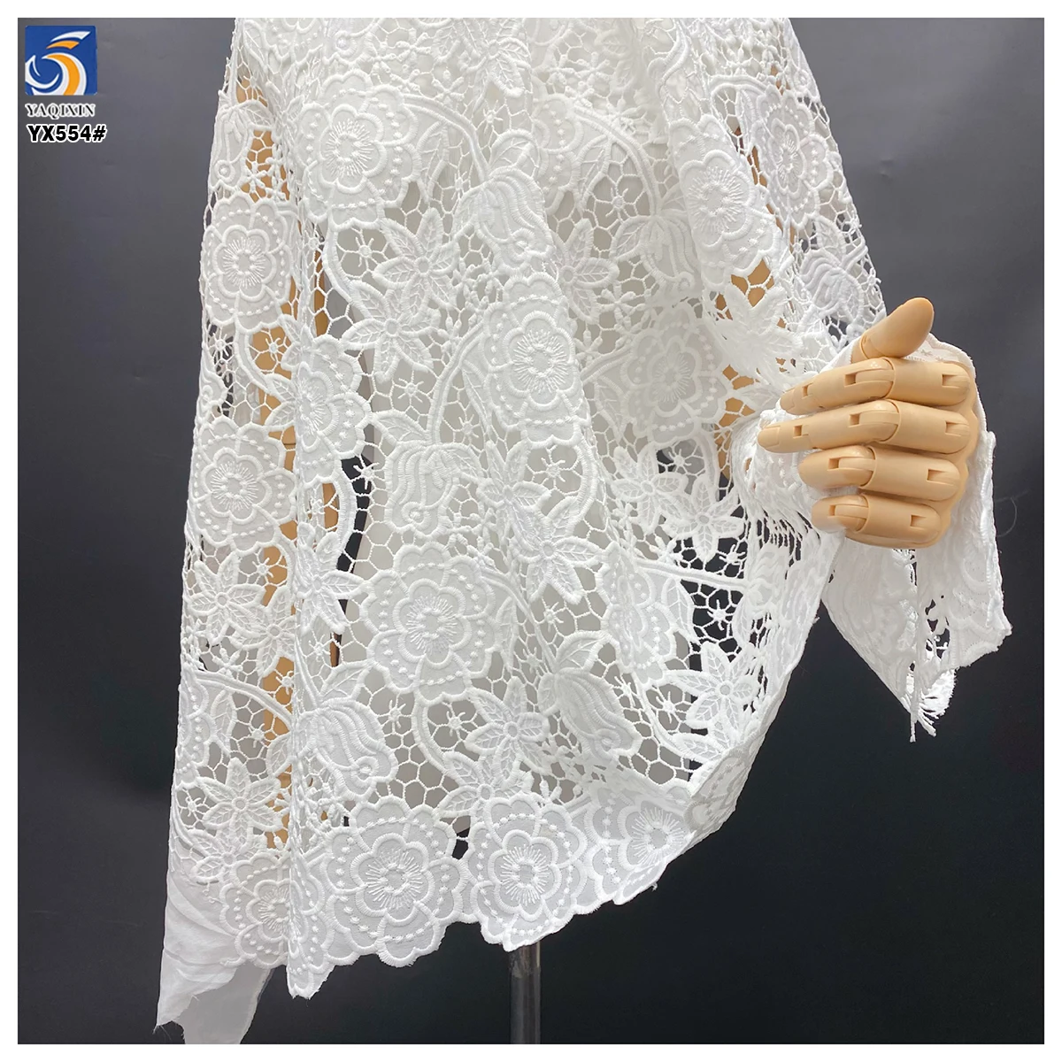 YX554 Wholesale Laser Embroidery Milk Silk Lace Fabric Woven Polyester White Net Floral Rose Lace Fabric - 图片 5