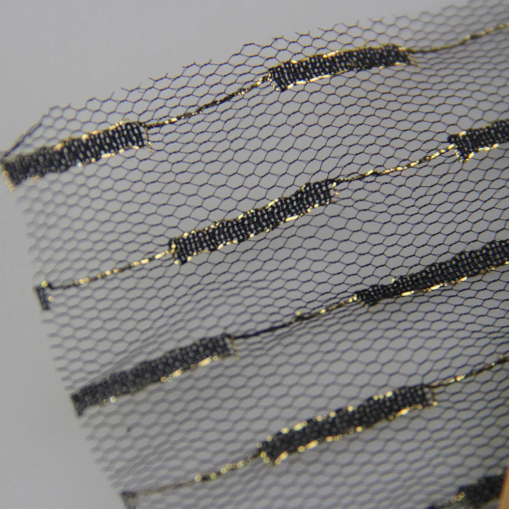 F528 High-Quality Polyester Jacquard Assorted Color Gold Line Lace Mesh Tulle Fabrics for Fashion and Craft - 图片 5