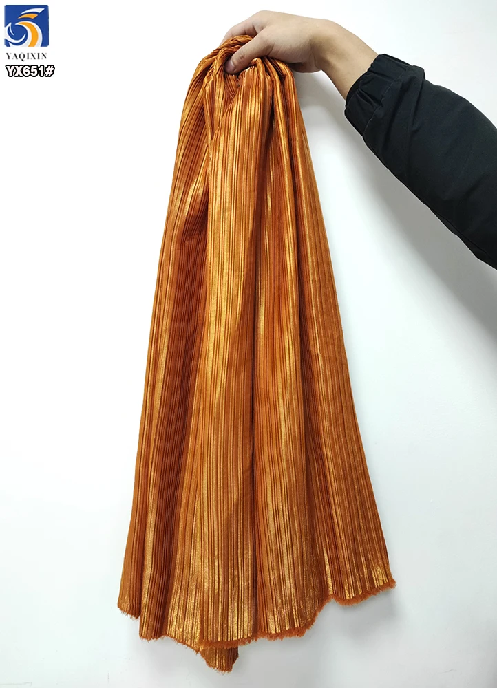 YX651 Noble and Luxurious Evening Dress Shiny Organza Fabric 60gsm Polyester Customized Pleated Fabric Organza - 图片 3