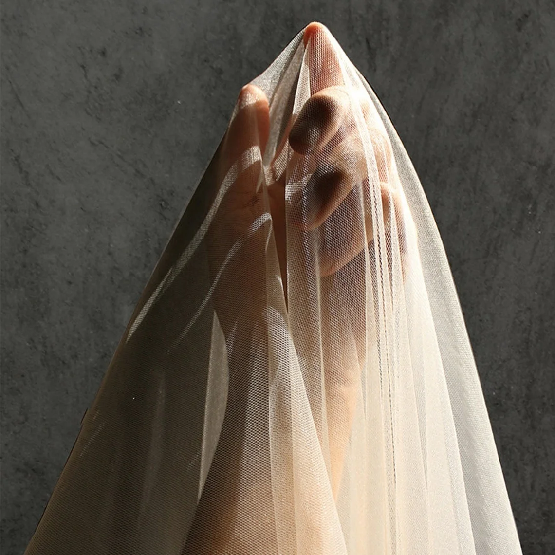 YS-001 Shimmer Mesh Illusion Nylon Tulle Fabric for Wedding Veil Soft Stretch Tulle Fabric Knitted Ivory Custom Lightweight - 图片 5