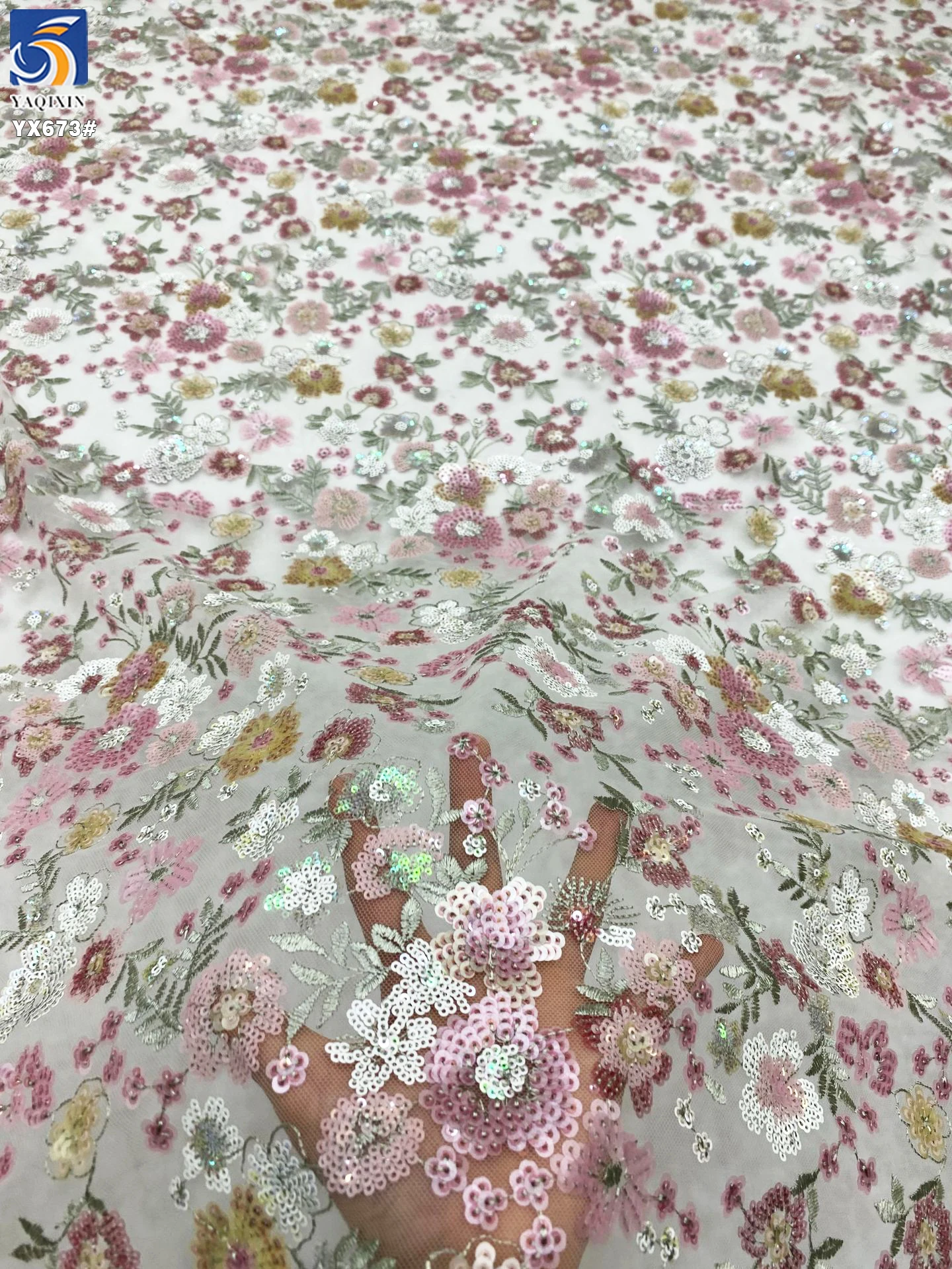 YX673 Luxury Colorful Polyester Floral Embroidery Lace Tulle Fabric for Women's Clothing Embroidered Floral Fabric - 图片 5