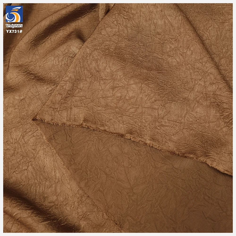 YX731 Imitation Acetate Double-Sided Mocha Mousse Color Satin Wrinkle Fabric 170gsm 100 Polyester Crepe Satin Fabric for Dress - 图片 4
