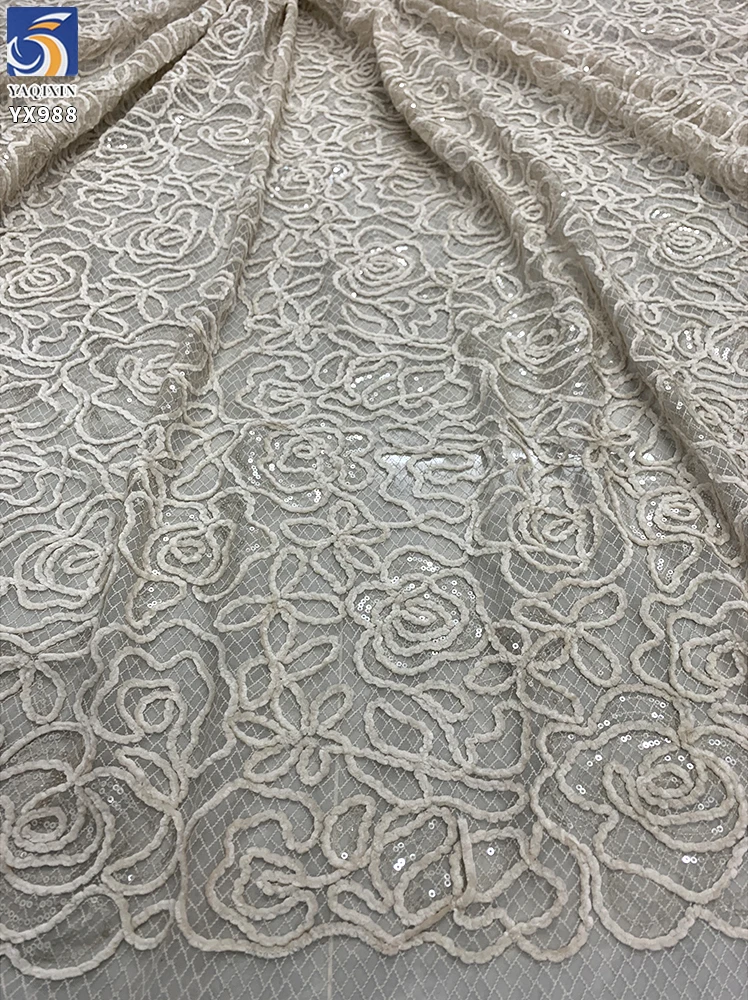 YX988 3D Flowers Embroidered Chenille Materials Chantilly Lace Fabric China Style Red Rose Flowers Embroidery Mesh Lace Fabric - 图片 2