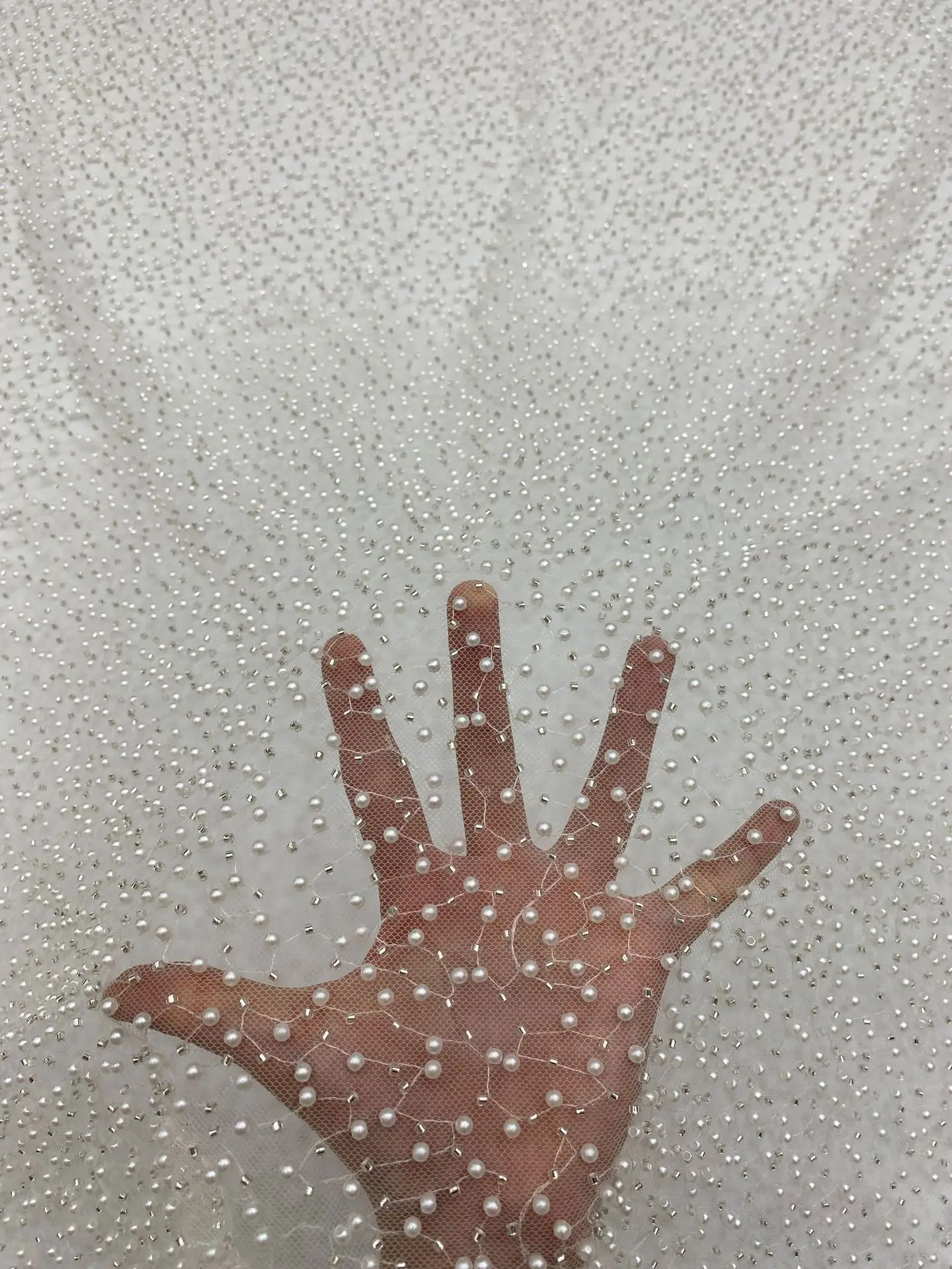 YX224 Ready Stock Multi Color Beads Embroidered Tulle Fabric for Wedding Dress - 图片 6