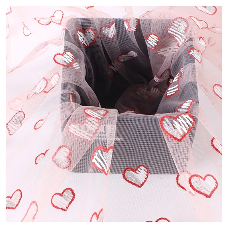 Valentines Hearts-Shaped Sparkly Tulle Fabric Textile French Fashion Mesh Lace Fabric for Skirt - 图片 4