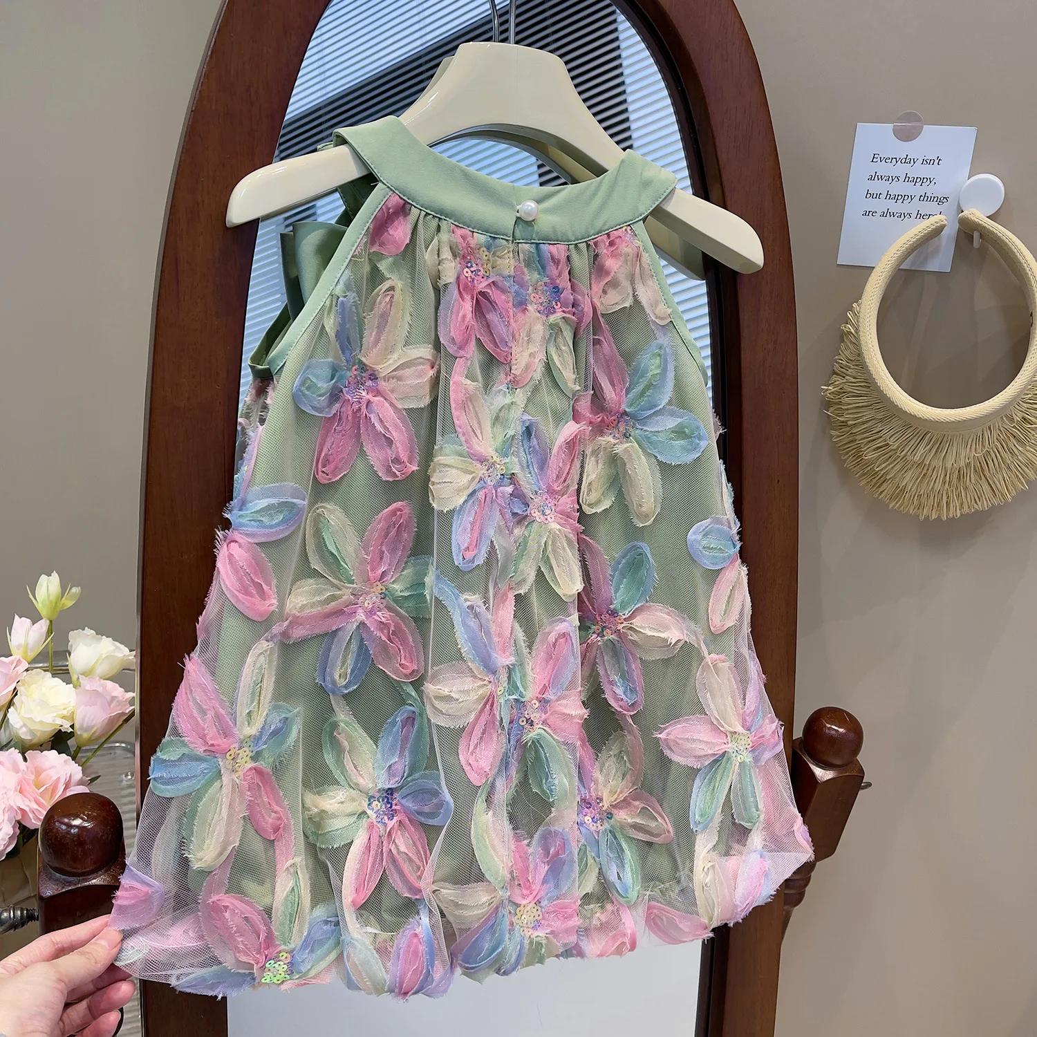 YX717 2025 Latest 3D Flowers Embroidery Fabric With Sequins Mesh Gradient Color Knitted Tricot Tulle Fabric for Skirts - 图片 4