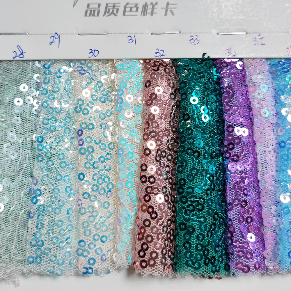 YX792 180gsm Non-Stretch 100 Polyester Gold and Silver Sequins Embroidery Mesh Net Fabric Dress Decorative Sequin Fabric - 图片 3