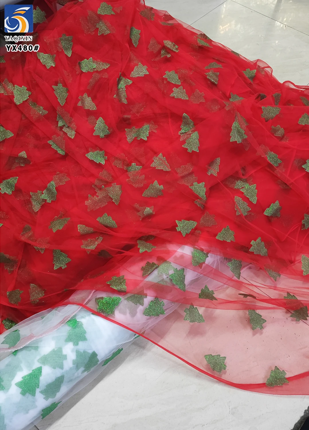 YX480-1 Christmas Tulle Fabric With Green Christmas Tree Glitter Pattern for Children's Dresses or Parent-child Fabrics - 图片 5