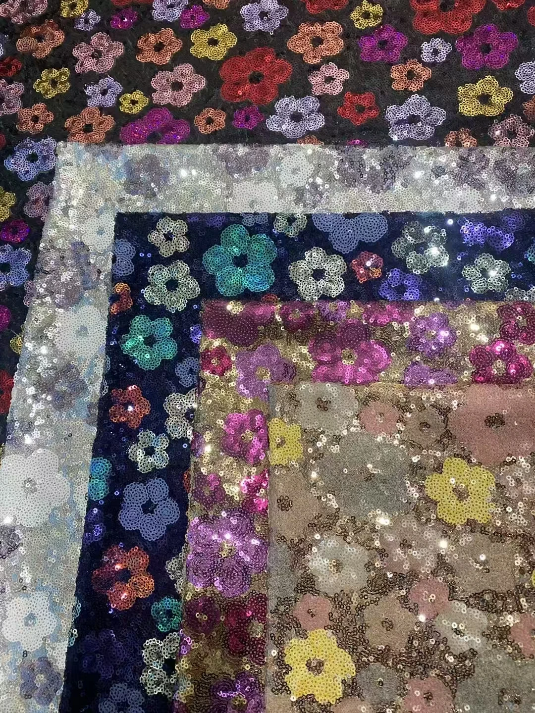 YX268 High-end 500gsm Flower Multicolor Heavyweight Embroidery Sequin Fabric for Clothing - 图片 4