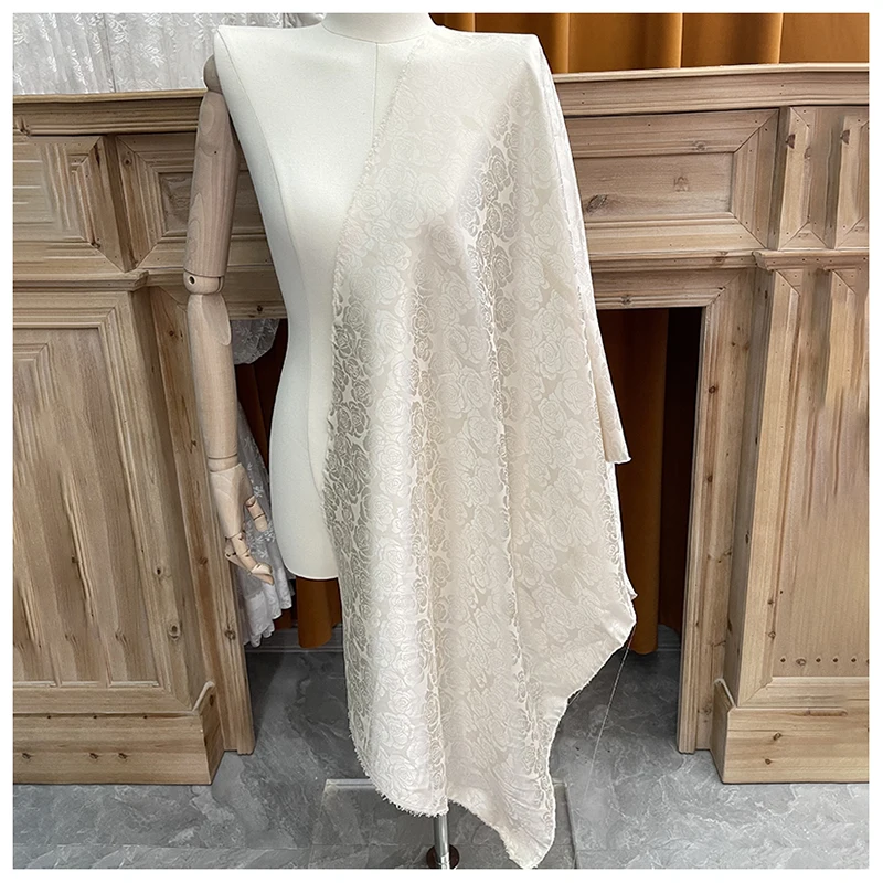 YX2275 Classic Rose Floral Jacquard Satin Fabric Chinese Traditional Hanfu Shirt Fabric - 图片 6