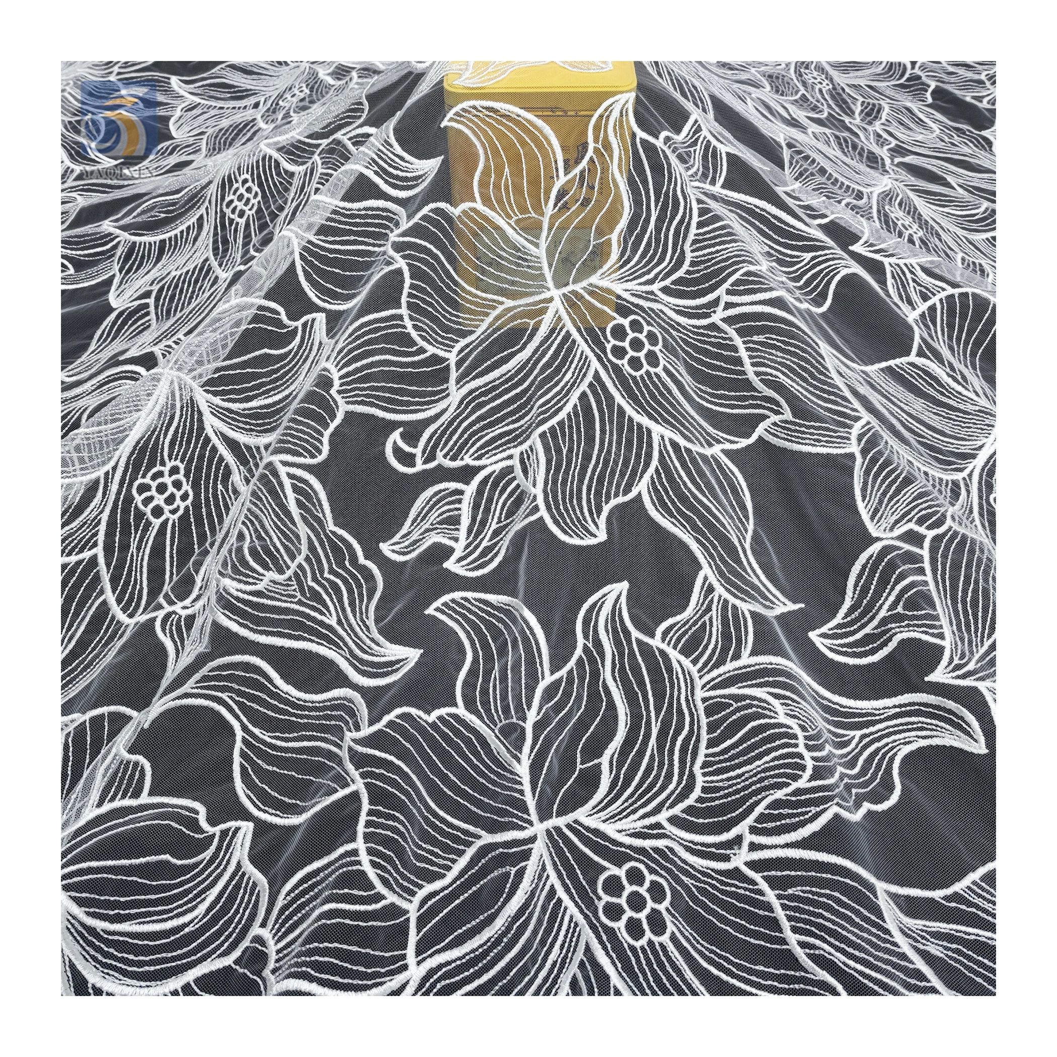 YX2736 Full Custom Lotus Pattern Design 2025 Pure White 100 Polyester Milk Silk Embroidery Mesh Tulle Fabric - 图片 4