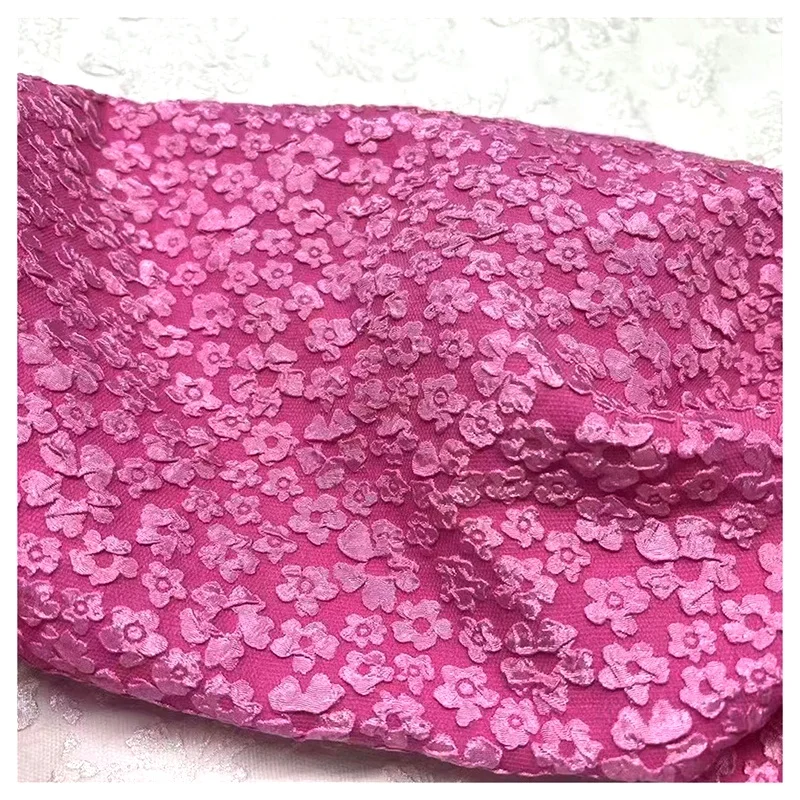 Yaqixin Textile Factory in Stock Small Floral Jacquard Polyester Embossed Textured Jacquard T800 Woven Fabric - 图片 6