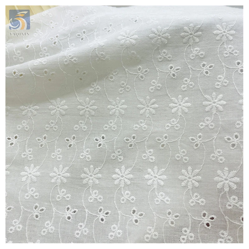 China ODM&OEM Competitive Price Eyelet Lace Fabric 100% Cotton Embroidery Fabric for Apparel Dress Clothing - 图片 4