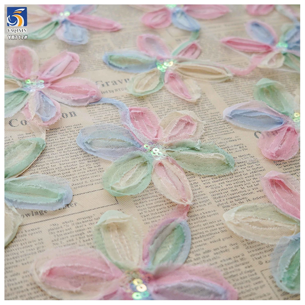 YX717 2025 Latest 3D Flowers Embroidery Fabric With Sequins Mesh Gradient Color Knitted Tricot Tulle Fabric for Skirts - 图片 5