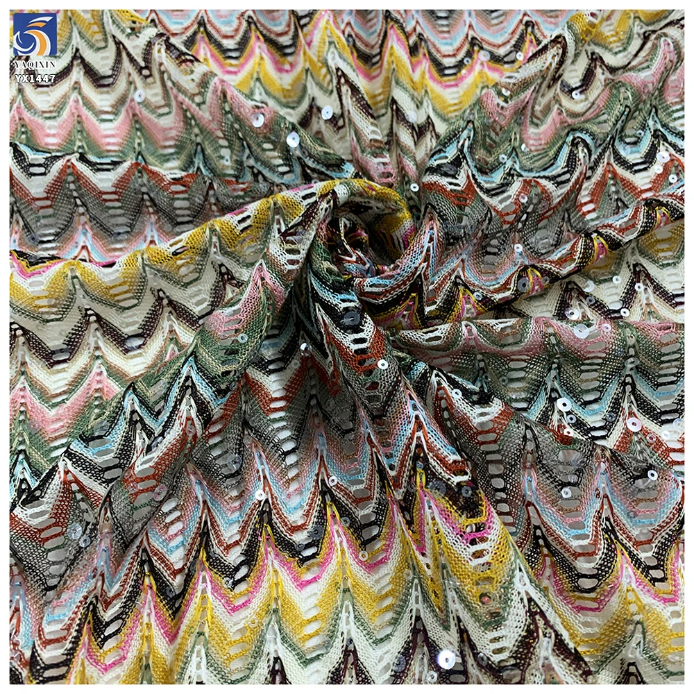 YX1447 300gsm 5mm Sequins Knit Jacquard Fabric 100 Percent Polyester Chevron Pattern for Dress and Swimwear - 图片 6
