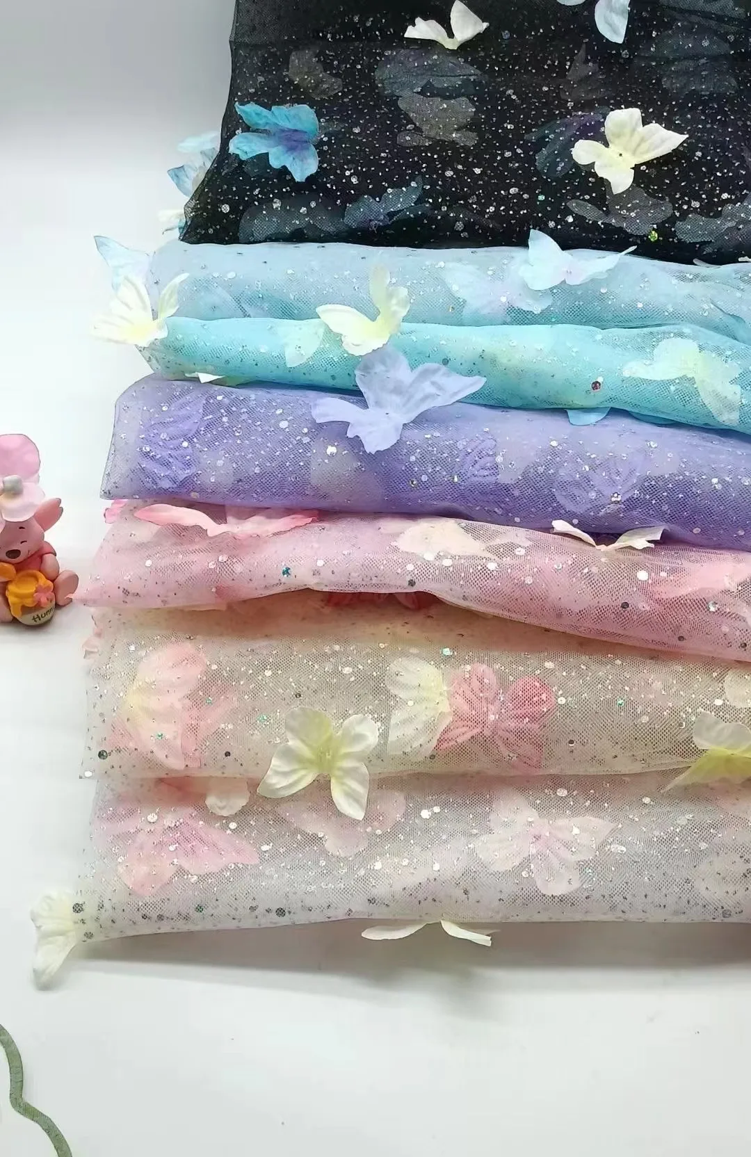 YX1365 New Glitter Tulle Fabric With 3D Diamonds Stones Butterfly Gradient Glitter Polyester Knitted 3D Butterfly Mesh Fabric - 图片 6
