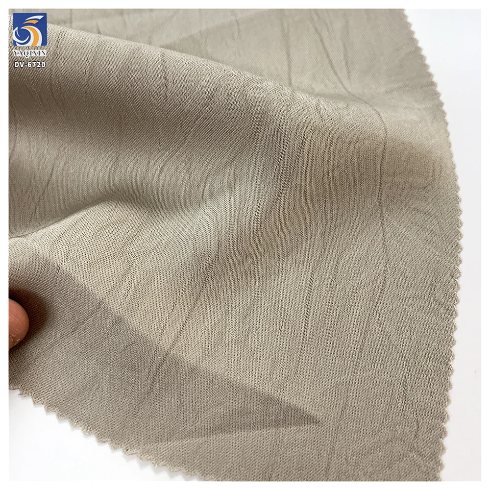 DV-6720 Retro 160g 100% Polyester Double Sided Beige Grey Crushed Satin Fabric Hand Crinkled Texture for Womens Dress - 图片 3
