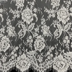 YX1091 High Quality White Lace Fabric 15 Yards Technology Heavyweight White Pearls Embroidered Flowers Eyelash Lace Fabrics...