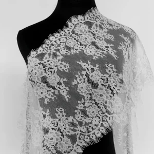 YX1361 35CM*300CM High Quality Pure White French Bride Romance Wedding Dress Embroidered Eyelash Lace Fabric Textile - 100%...