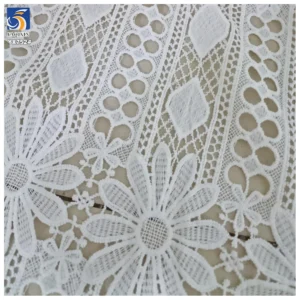 YX752 2025 Latest Water-Soluble Lace Embroidery Water-Soluble Fabric Geometric Flower Pattern Milk Silk Lace Fabric - 100%...