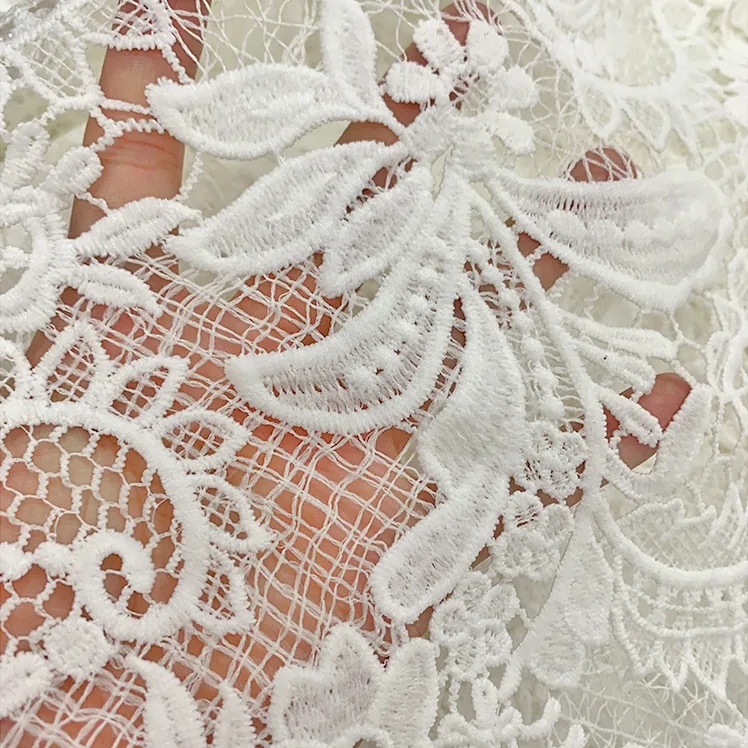 YX1483 125cm White Water Soluble Floral Paisley Guipure Lace Fabric for Evening Dresses Gowns Skirts and Fashion Clothin