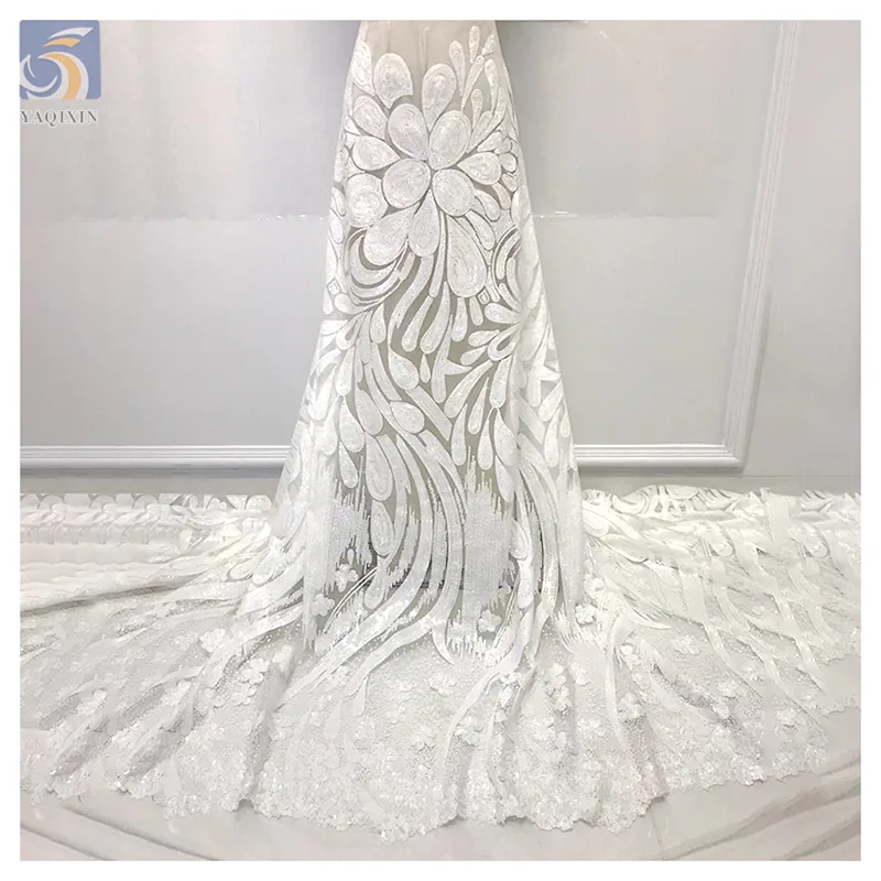 OEM Luxury 2024 African Nigerian Gold Lace Fabric with Big Large Gold Sequin Fabric Dress African Lace Embroidery Fabric