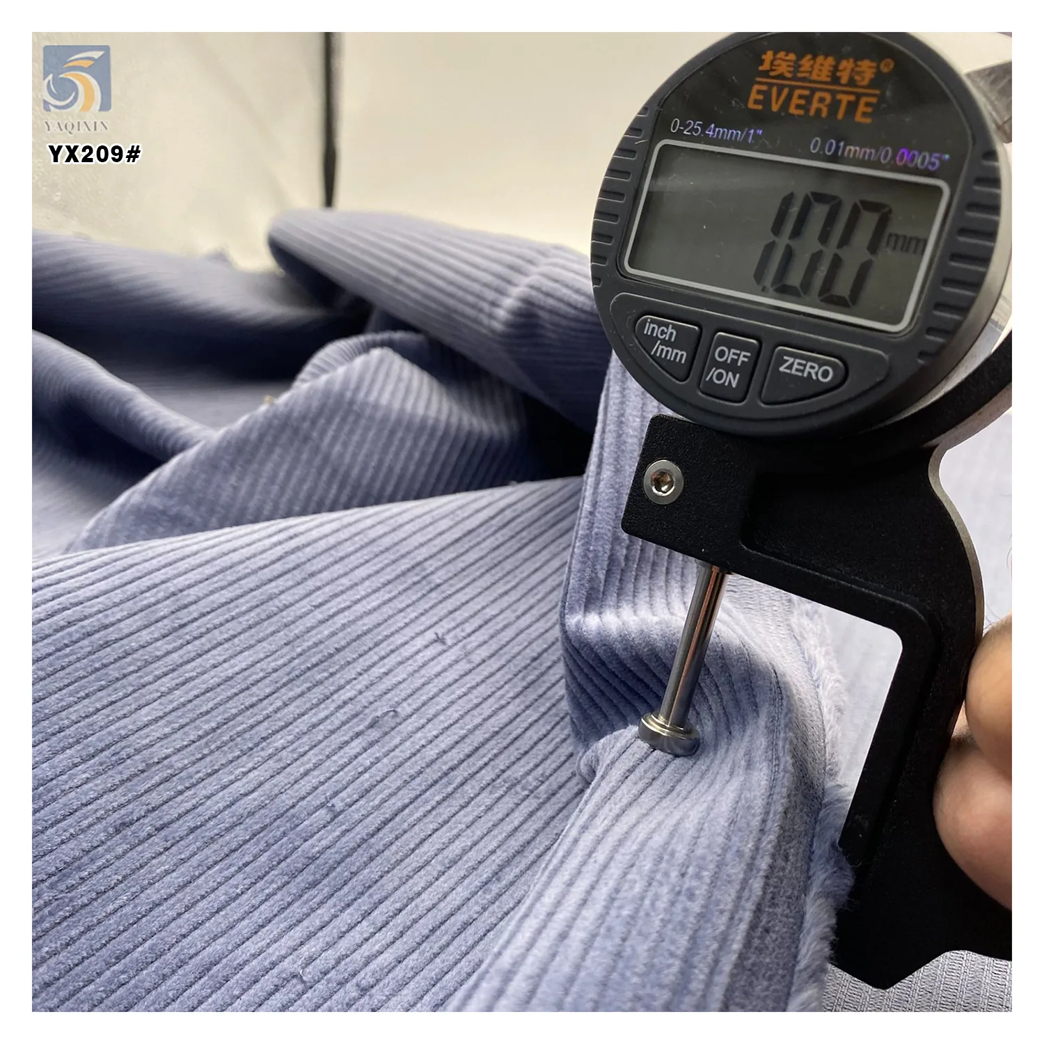 YX209 Cheap Prices 8 Wale 350gsm Heavy 100% Cotton Corduroy Fabric for Clothes Dress
