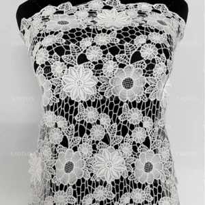 YX1163 2026 Water-Soluble Embroidered Flowers 5 Yards of 3D Lace Fabric White Nigerian Wedding Style African Laces Fabric