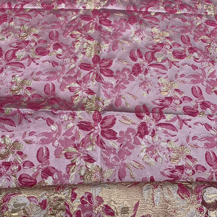 YX1236 Wholesale of All Kinds of Luxury Brocade Fabrics Polyester 3D Embossed Yarn-Dyed Gold Brocade Fabric for Clothing