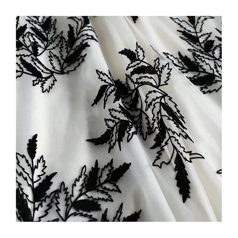 Fashion Design Soft Sheer Crepe Printed Pleated Tulle Fabric Leaf Pattern Flocking With Mesh Woven for Weddings Curtains Girls