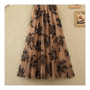 Fashion Design Soft Sheer Crepe Printed Pleated Tulle Fabric Leaf Pattern Flocking With Mesh Woven for Weddings Curtains Girls