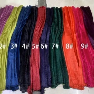 YX651 Noble and Luxurious Evening Dress Shiny Organza Fabric 60gsm Polyester Customized Pleated Fabric Organza