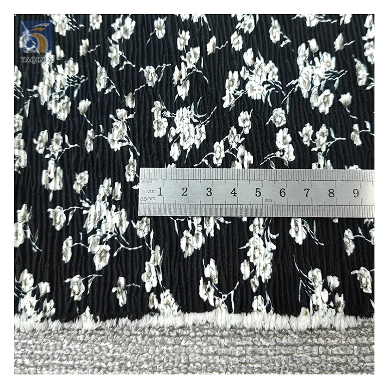 Middle East Design Black White Floral Printed Polyester Pleated Chiffon Fabric Abaya Chiffon Crepe Print Fabric