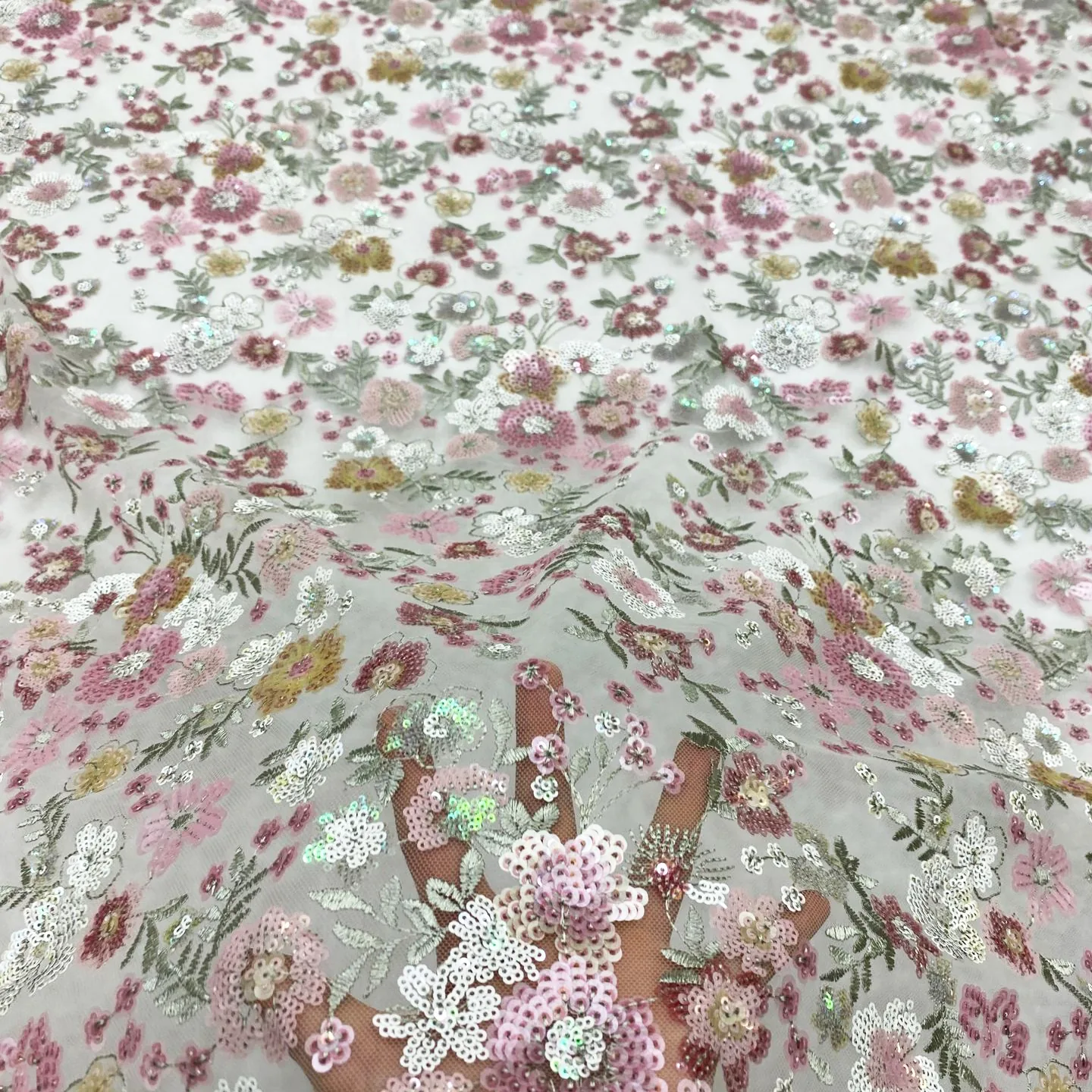 YX673 Luxury Colorful Polyester Floral Embroidery Lace Tulle Fabric for Women's Clothing Embroidered Floral Fabric