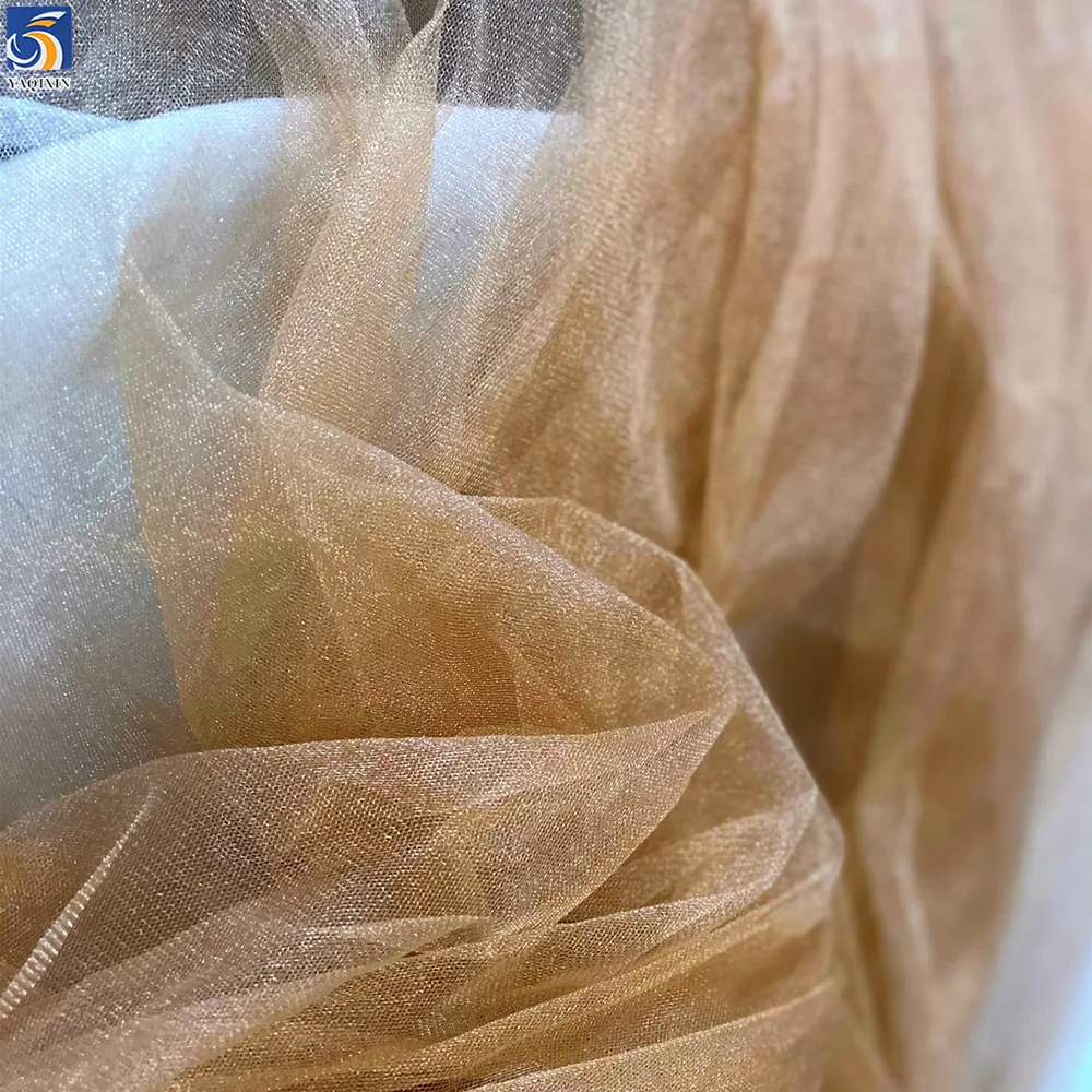 S29 High Quality Soft Glossy Tulle Fabric 20gsm Medium Hardness Nylon Polyester Tulle Mesh Fabric for Wedding Dress and Veil